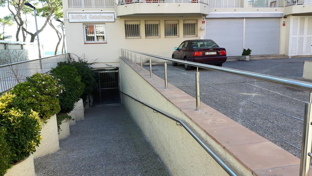 Apartamentos Catalunya プラヤ・デアロ エクステリア 写真