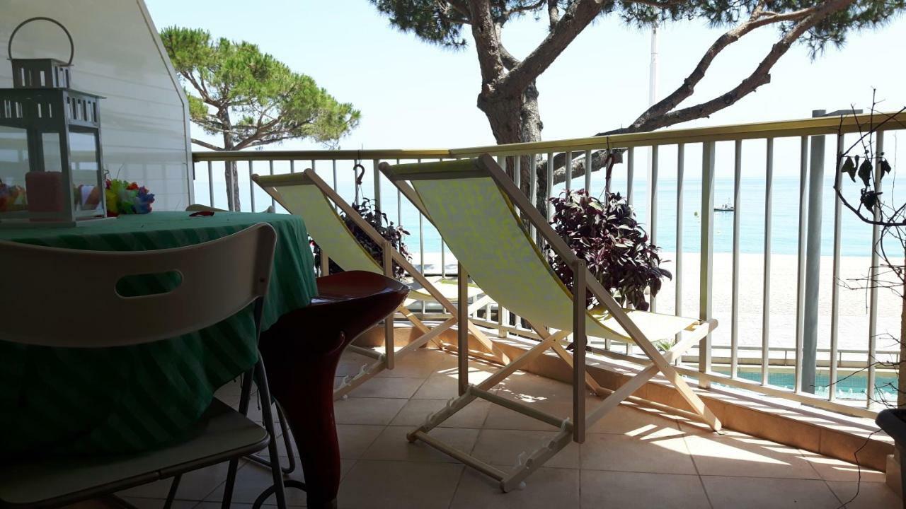 Apartamentos Catalunya プラヤ・デアロ エクステリア 写真